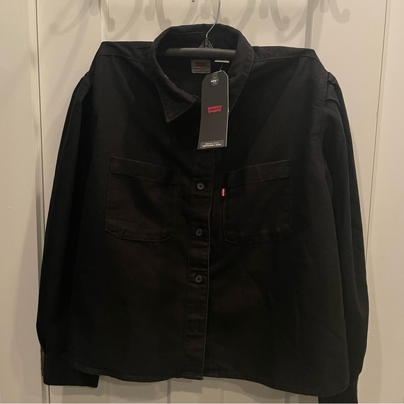 Levi's Black Button-Up Shirt - Picture 1 of 4